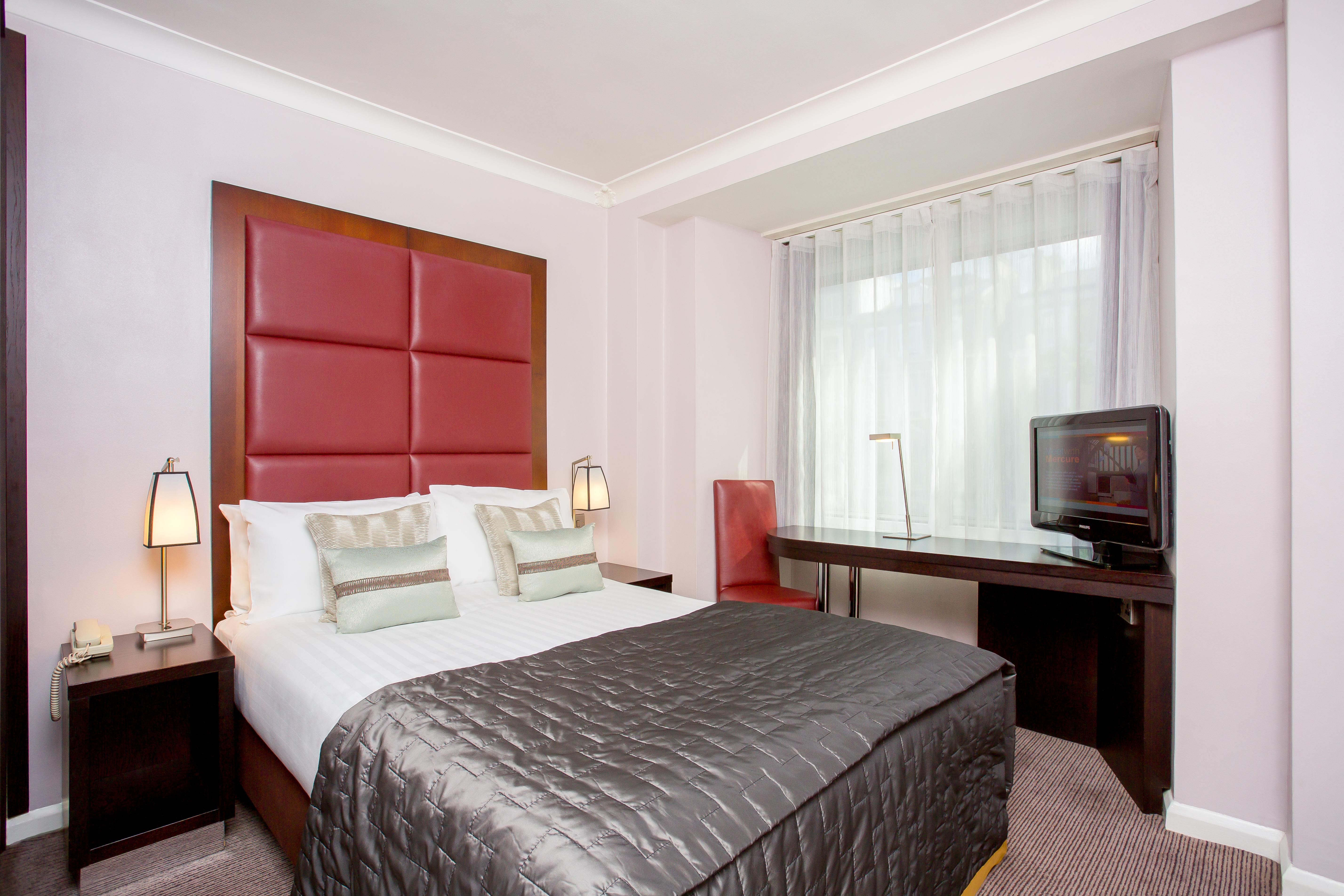 Mercure London Kensington Hotel Экстерьер фото