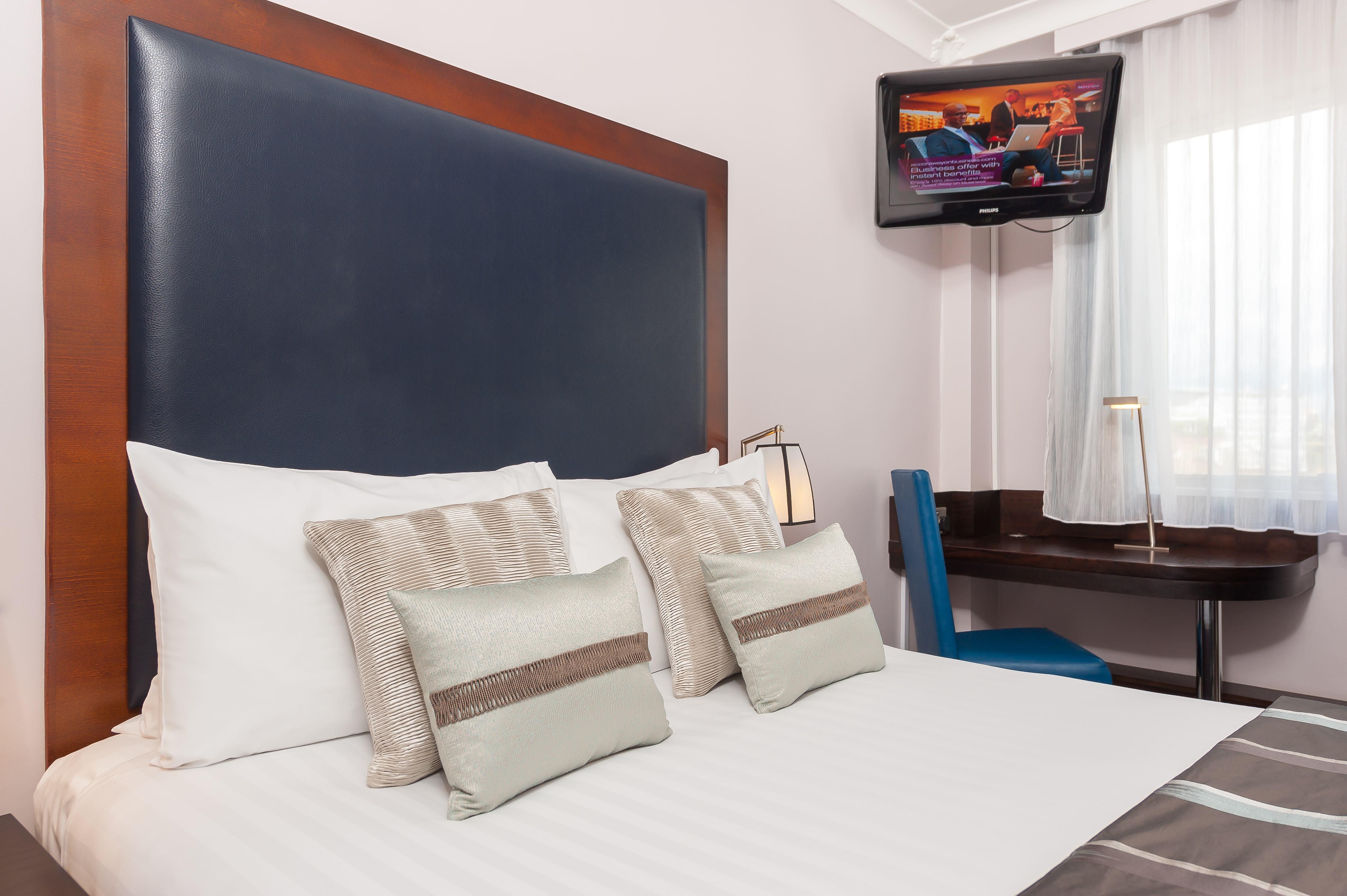 Mercure London Kensington Hotel Экстерьер фото