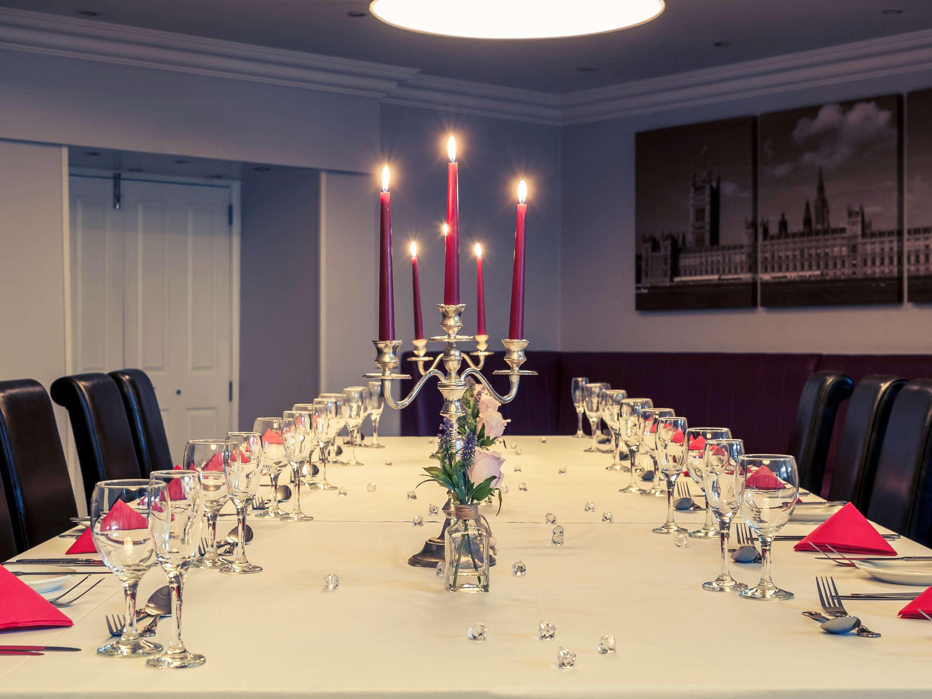 Mercure London Kensington Hotel Экстерьер фото