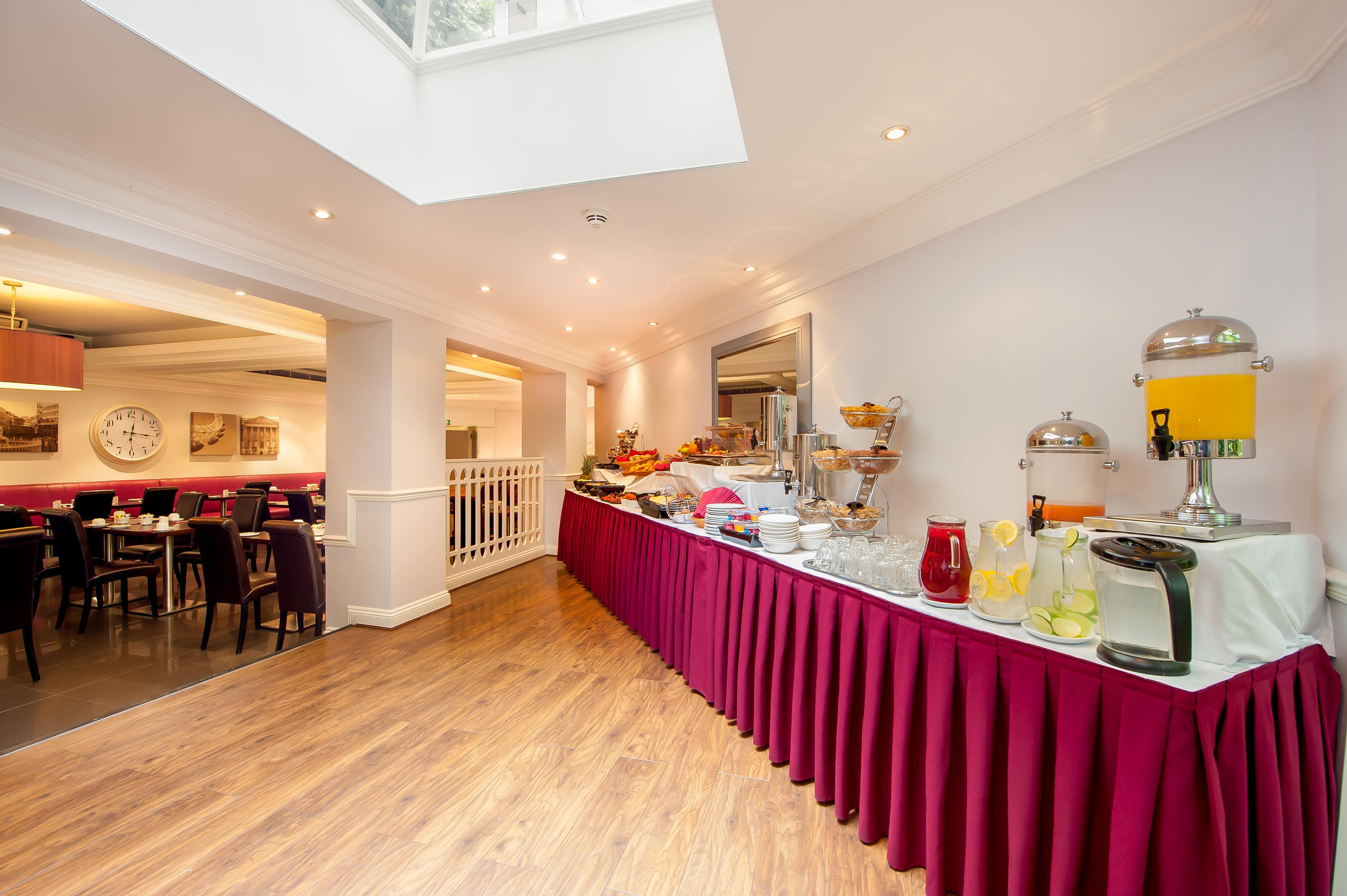 Mercure London Kensington Hotel Экстерьер фото