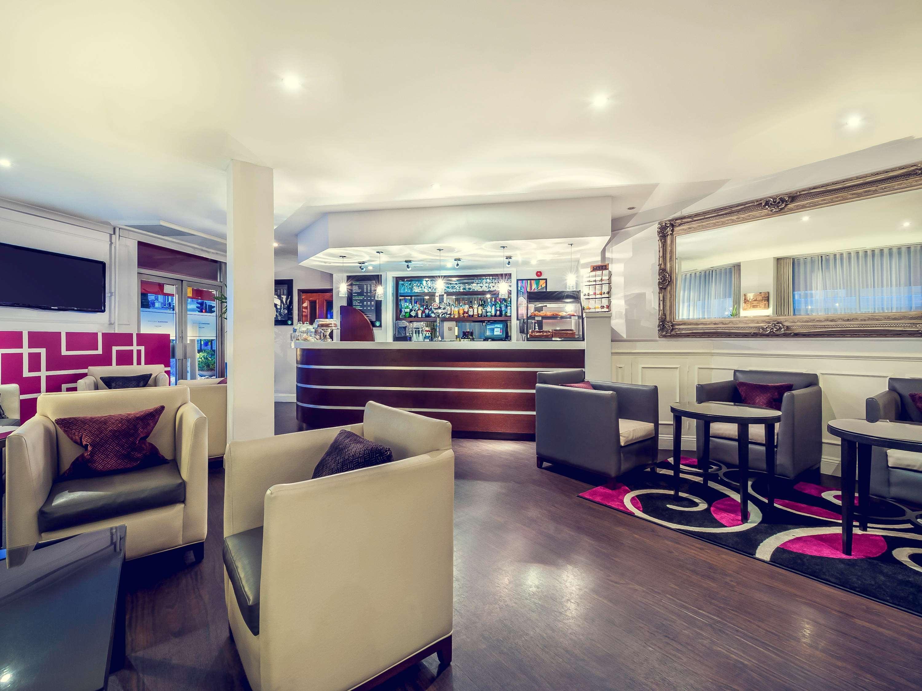 Mercure London Kensington Hotel Экстерьер фото
