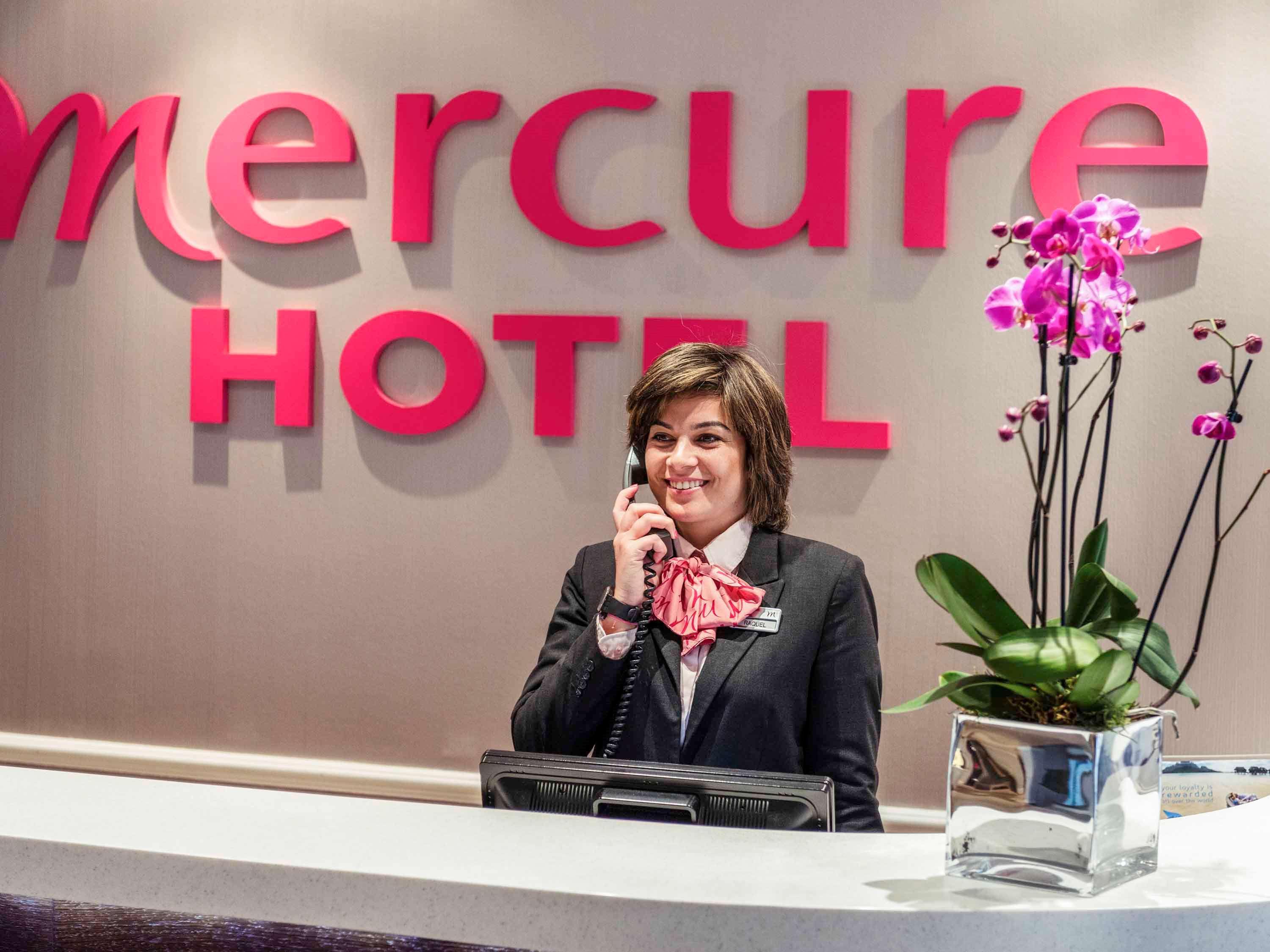 Mercure London Kensington Hotel Экстерьер фото